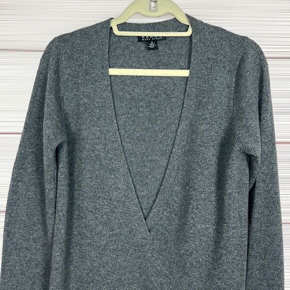 Karoo Mark Eisen Cashmere Gray Deep V-neck Sheath Sweater Dress sz 2, US S-M - Picture 5 of 15